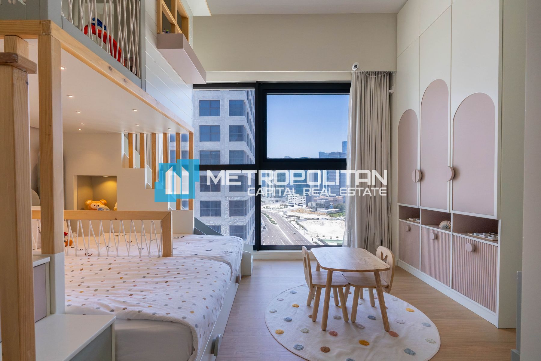 Upgraded Unique Unit | Fully Furnished | Sea view