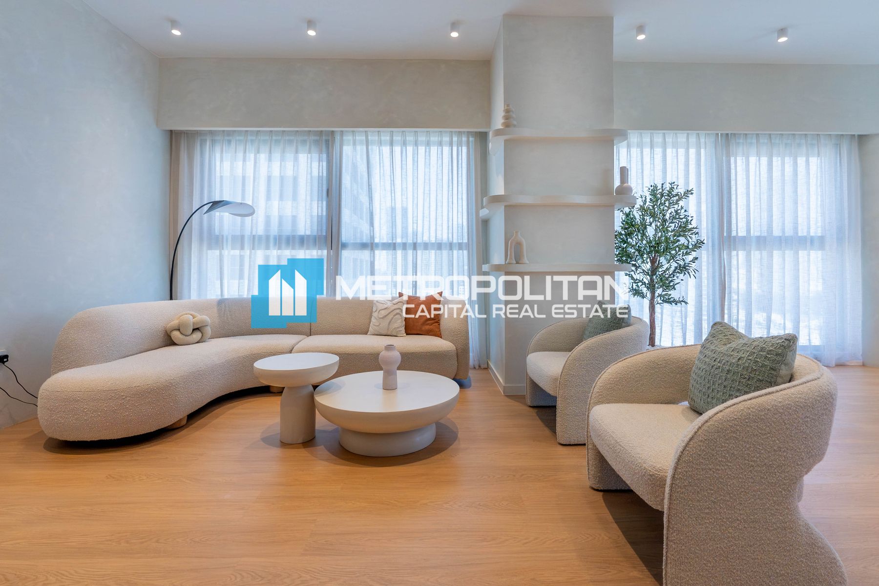 Upgraded Unique Unit | Fully Furnished | Sea view