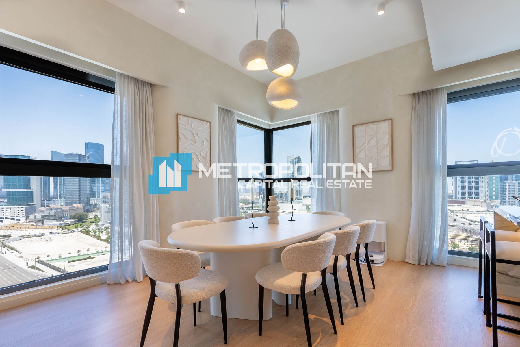 Upgraded Unique Unit | Fully Furnished | Sea view