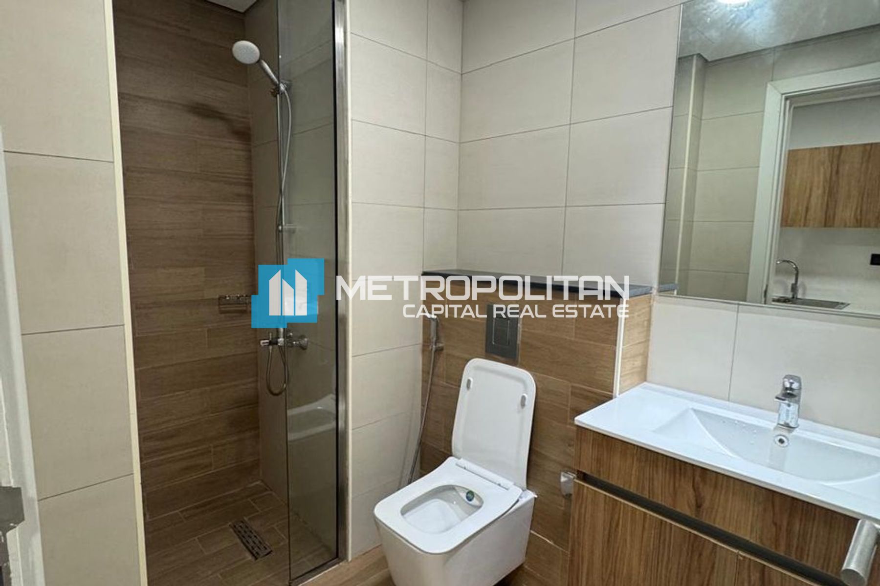 STUDIO | PARTIAL CANAL VIEW | FULLY FURNISHED