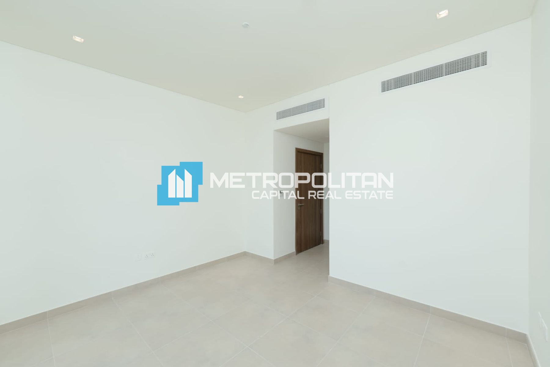 Single Row Corner | Ready to Move | Golf View