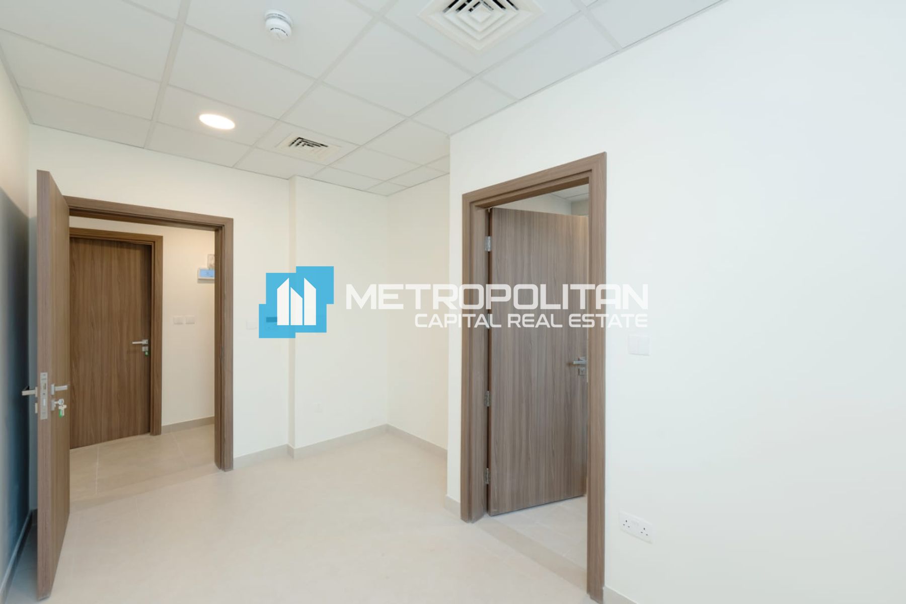 Single Row Corner | Ready to Move | Golf View