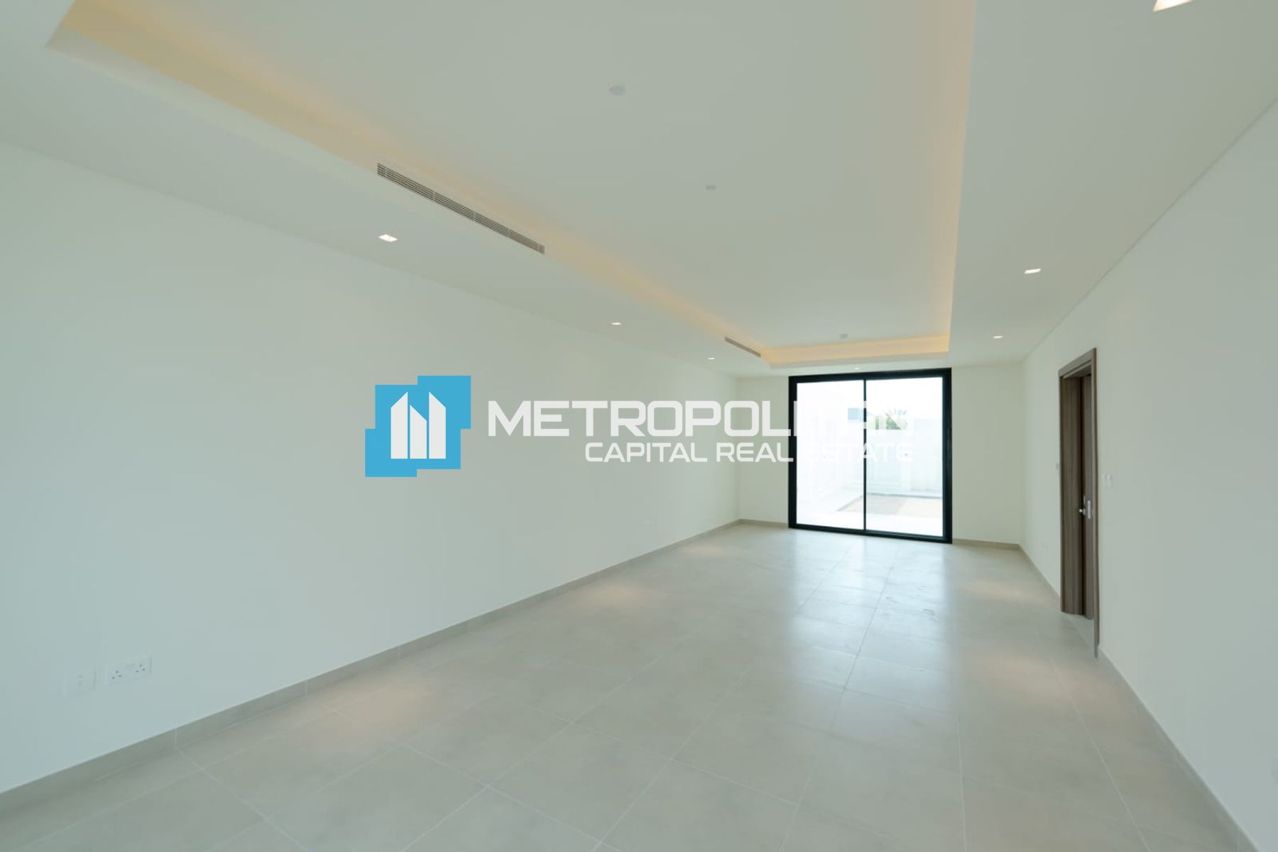 Single Row Corner | Ready to Move | Golf View