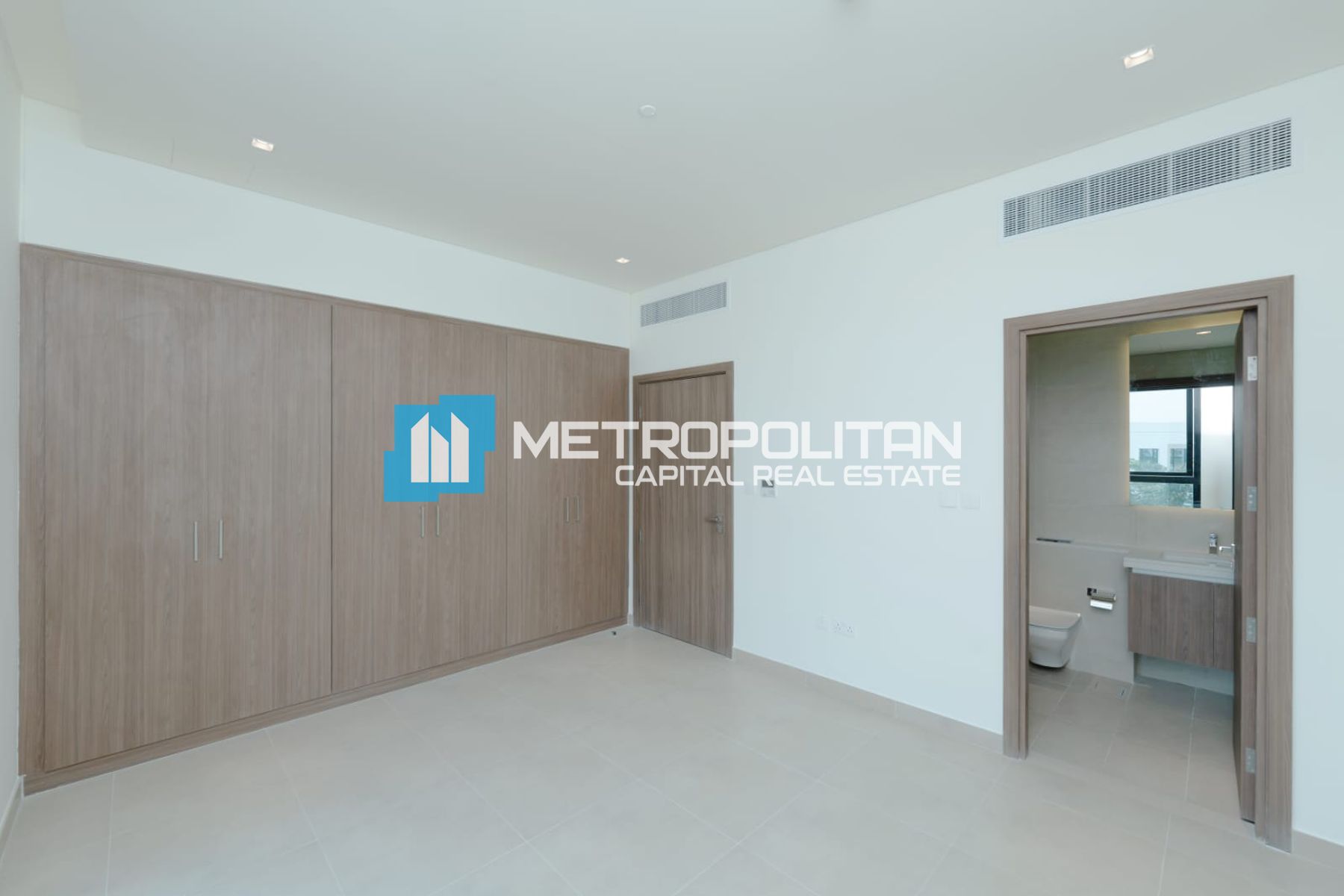 Single Row Corner | Ready to Move | Golf View