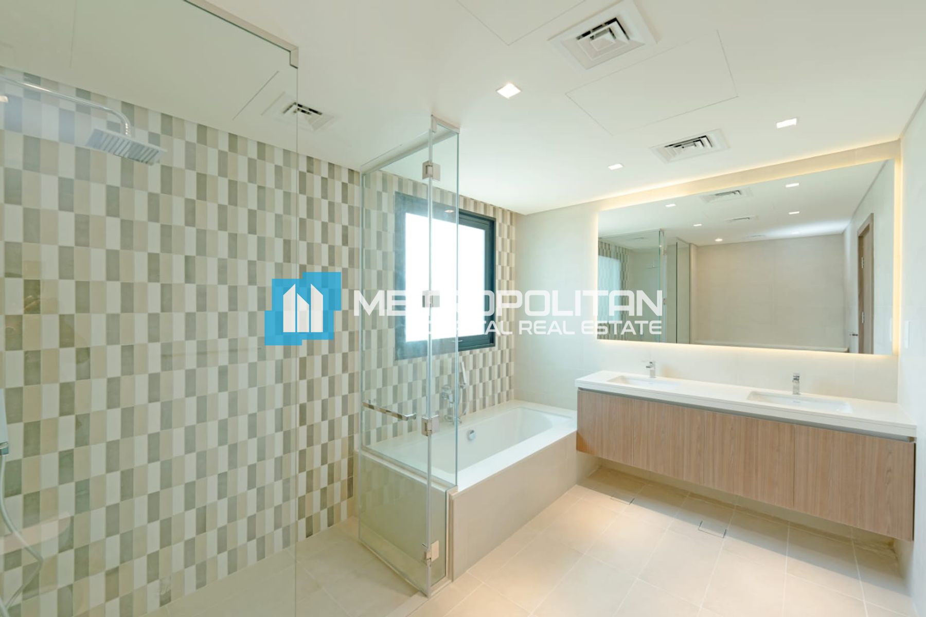 Single Row Corner | Ready to Move | Golf View