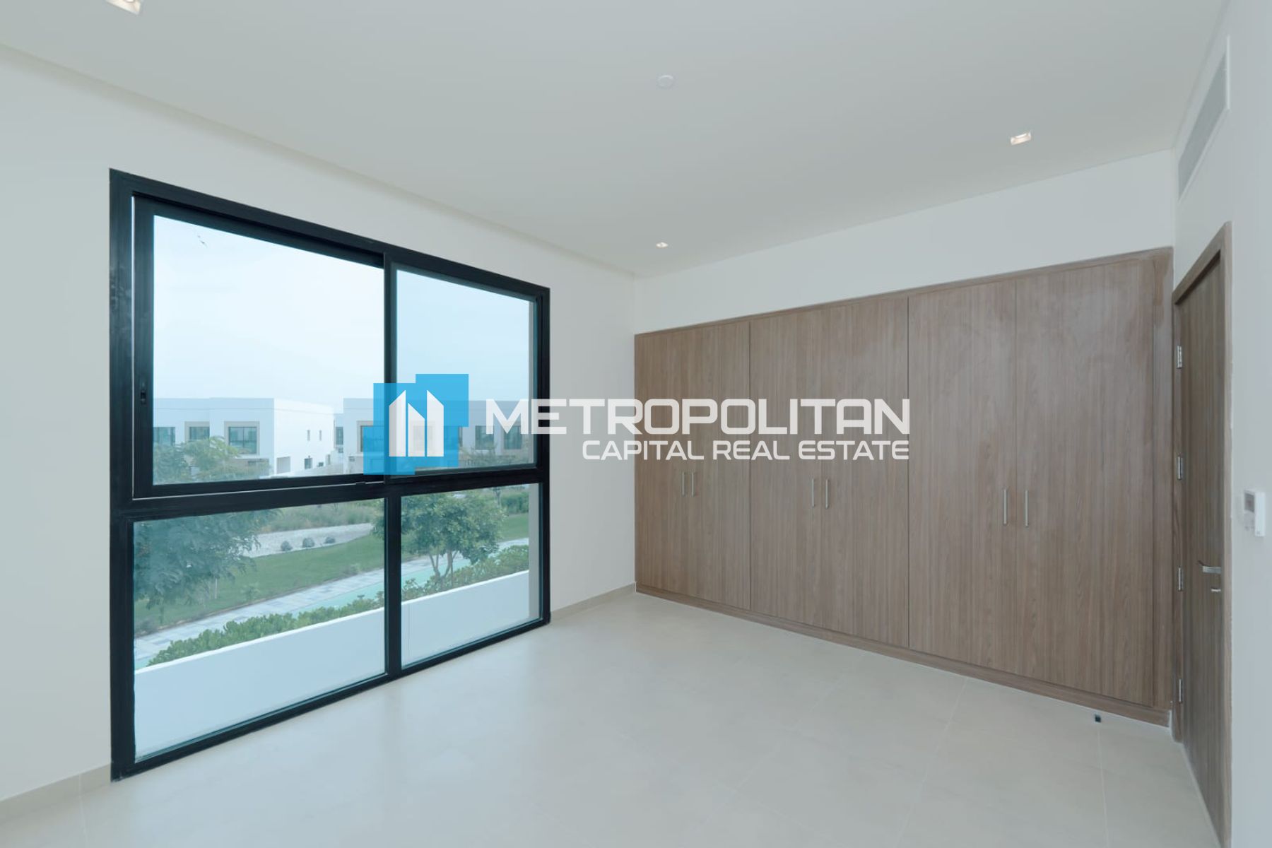 Single Row Corner | Ready to Move | Golf View