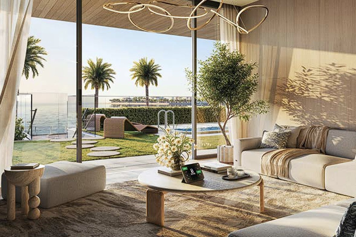 5BR Townhouse for Sale in Bab Al Qasr Seaview Residence 51, Al Raha Beach - MCS-51639