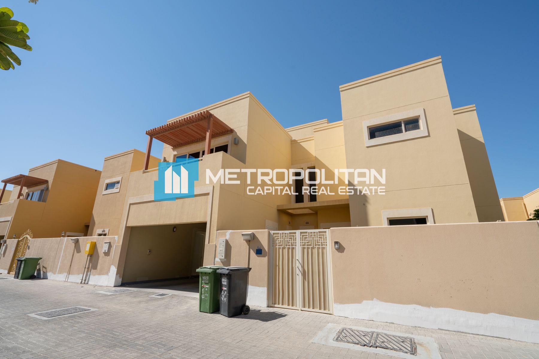 Купить виллу в Samra Community, Al Raha Gardens - MCS-51658