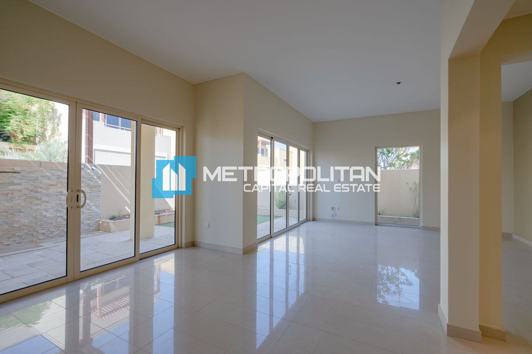 Купить виллу в Samra Community, Al Raha Gardens - MCS-51658