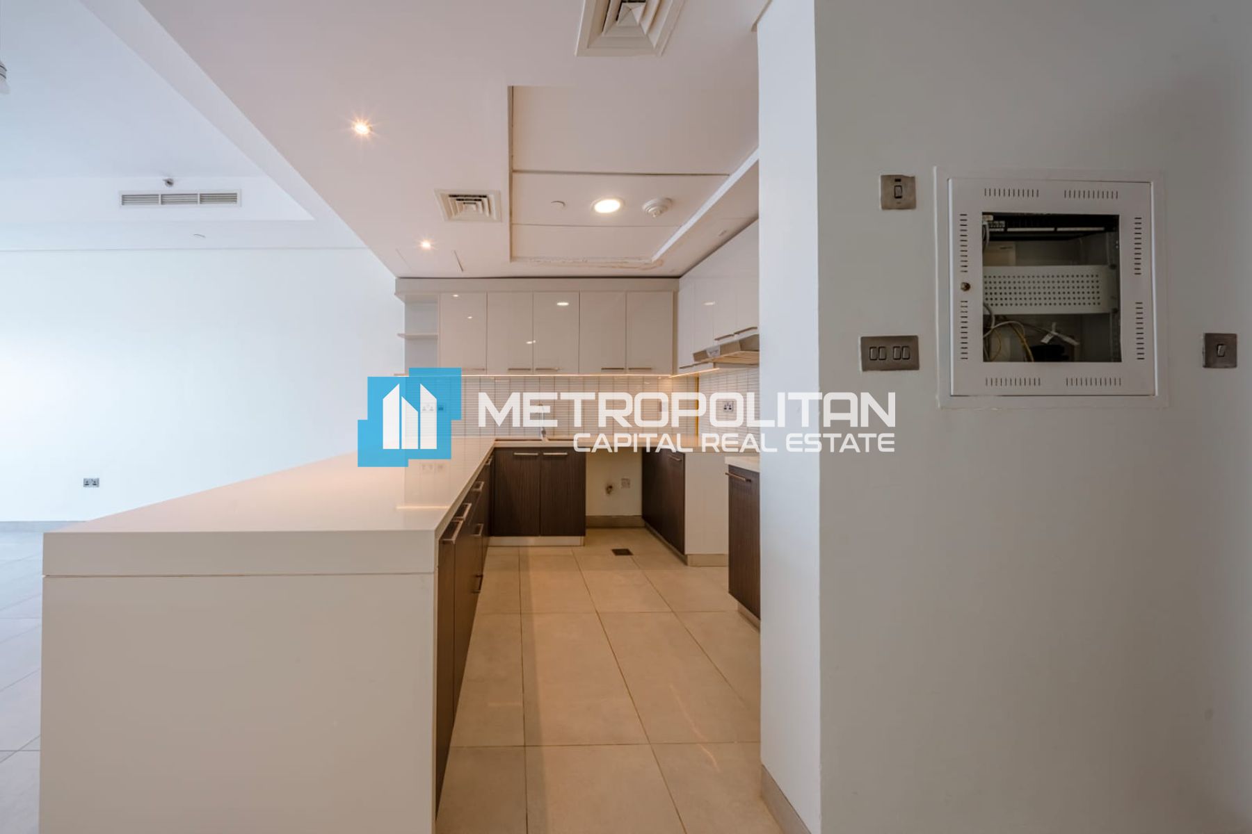 Hot Deal | Free Agency Fees | High Floor | Balcony