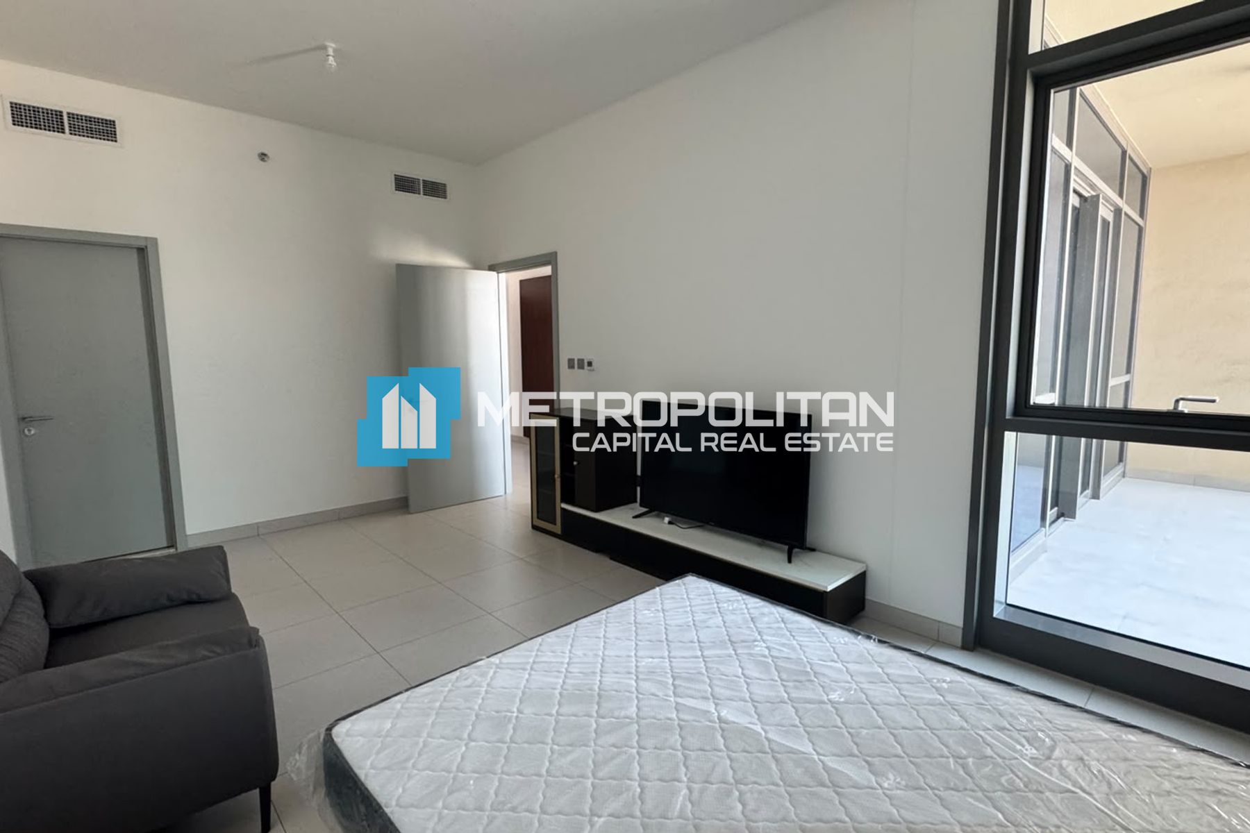 Full Canal View | 1BR w/ Balcony | Fully furnished