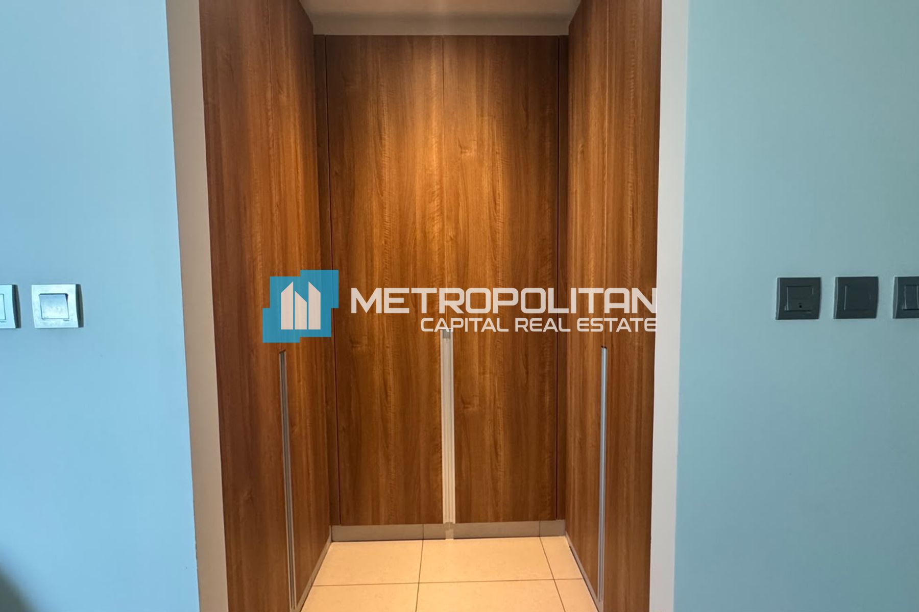 Full Canal View | 1BR w/ Balcony | Fully furnished