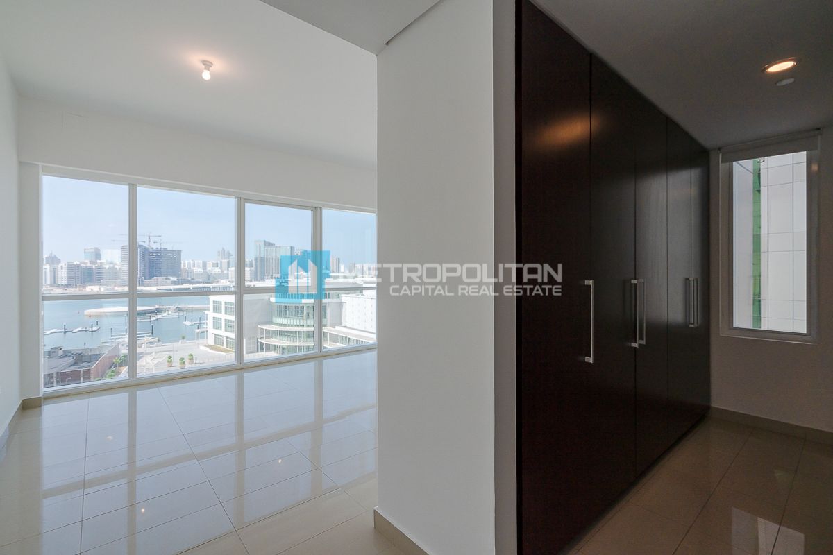 Marina View | Ready to Move | Prime Location