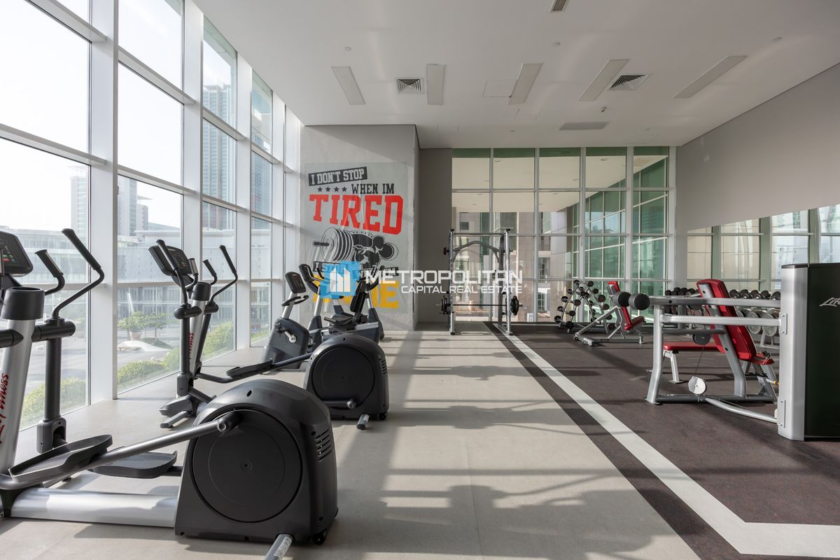 Marina View | Ready to Move | Prime Location
