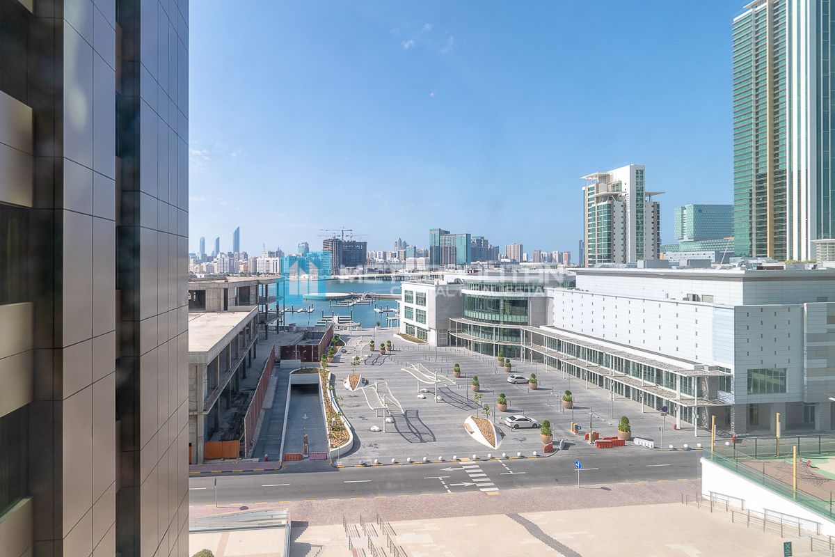 Marina View | Ready to Move | Prime Location