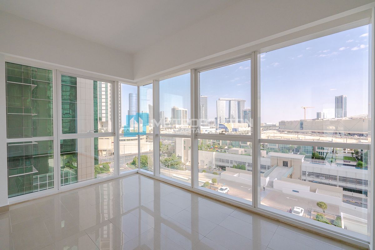 Marina View | Ready to Move | Prime Location