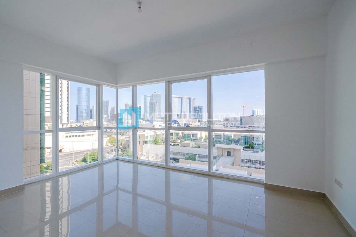 Marina View | Ready to Move | Prime Location