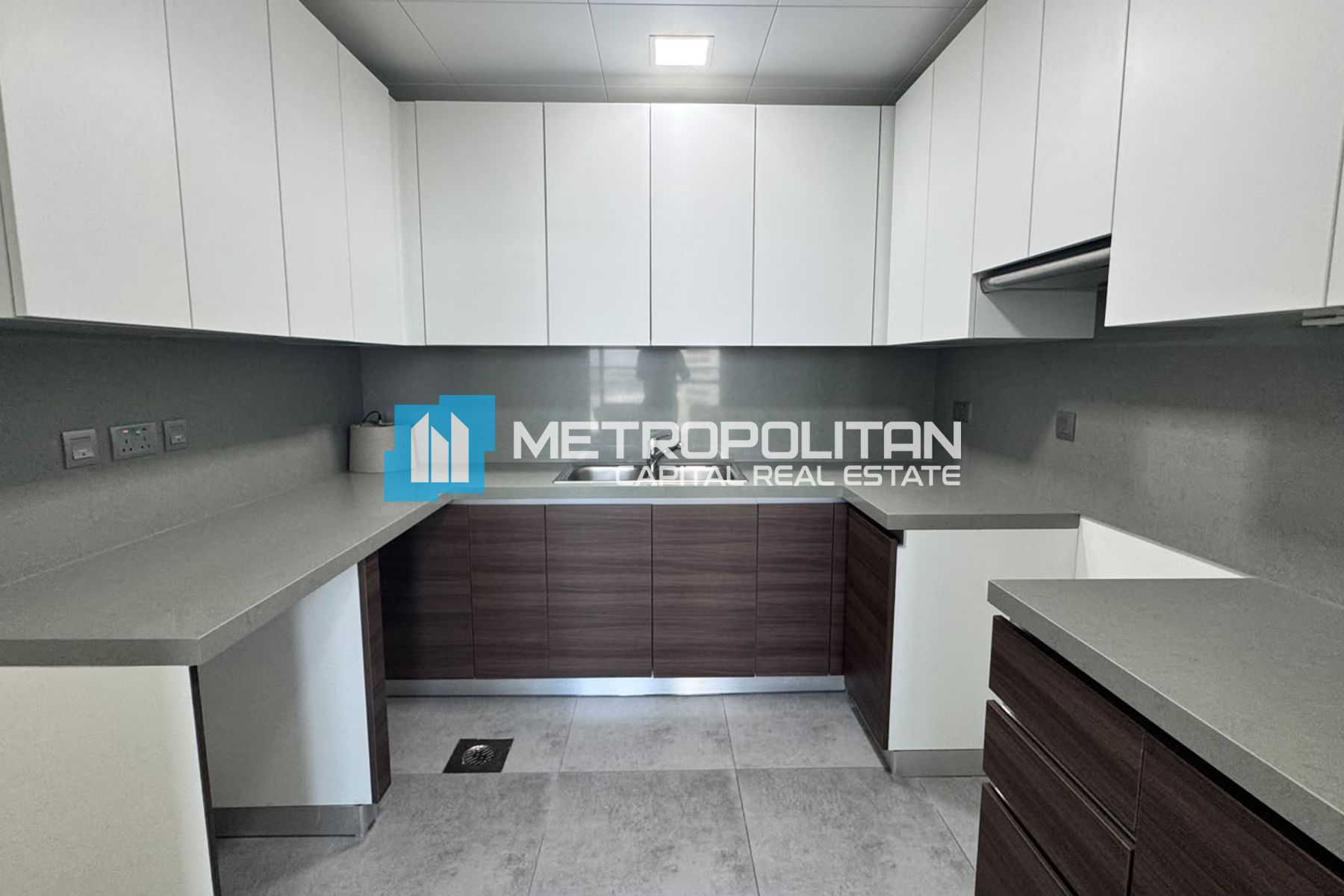 Canal View | High Floor | 1BR+Balcony | Prime Area