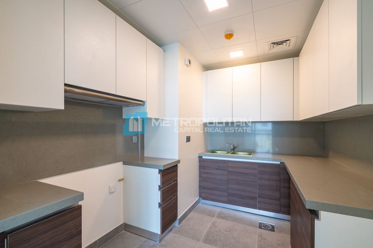 Mid Floor | Reem Mall View | High End Finishes
