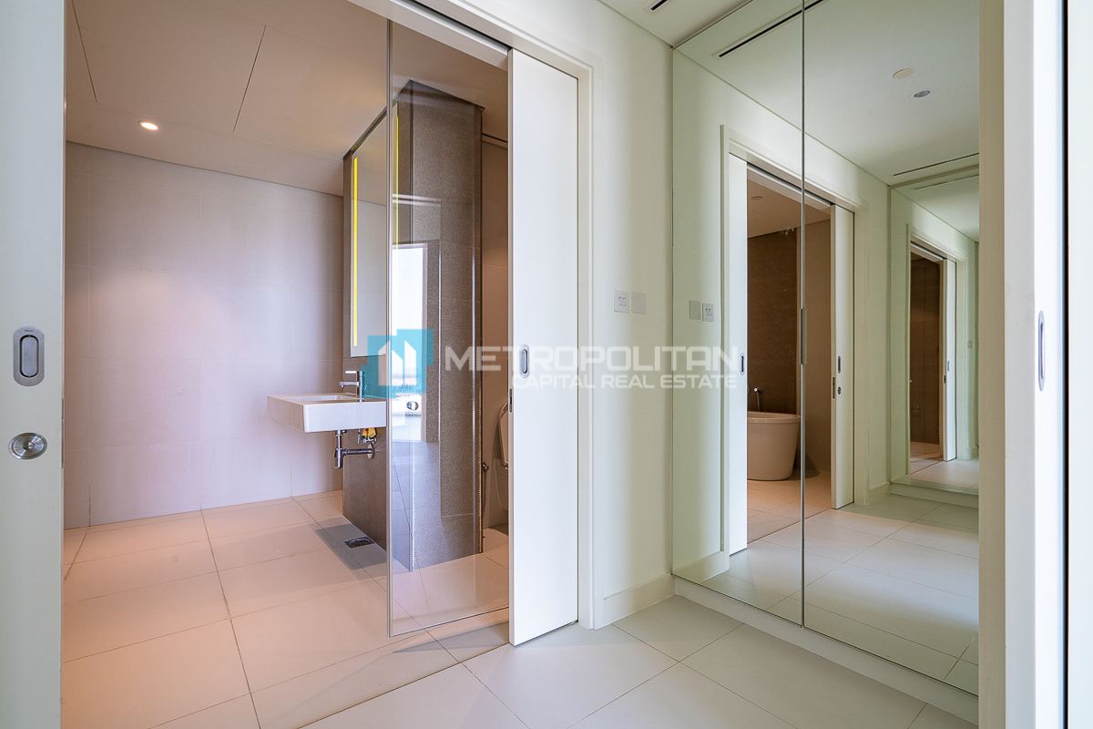 Furnished 1BR+Balcony| High Floor| Upgraded Unit