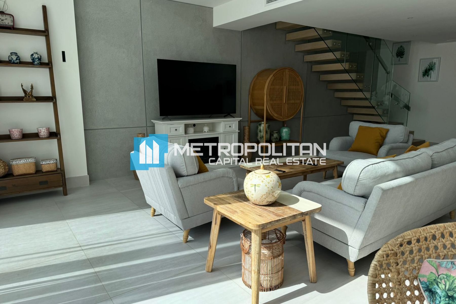 Furnished 1BR Loft | Partial Sea View | Lilac