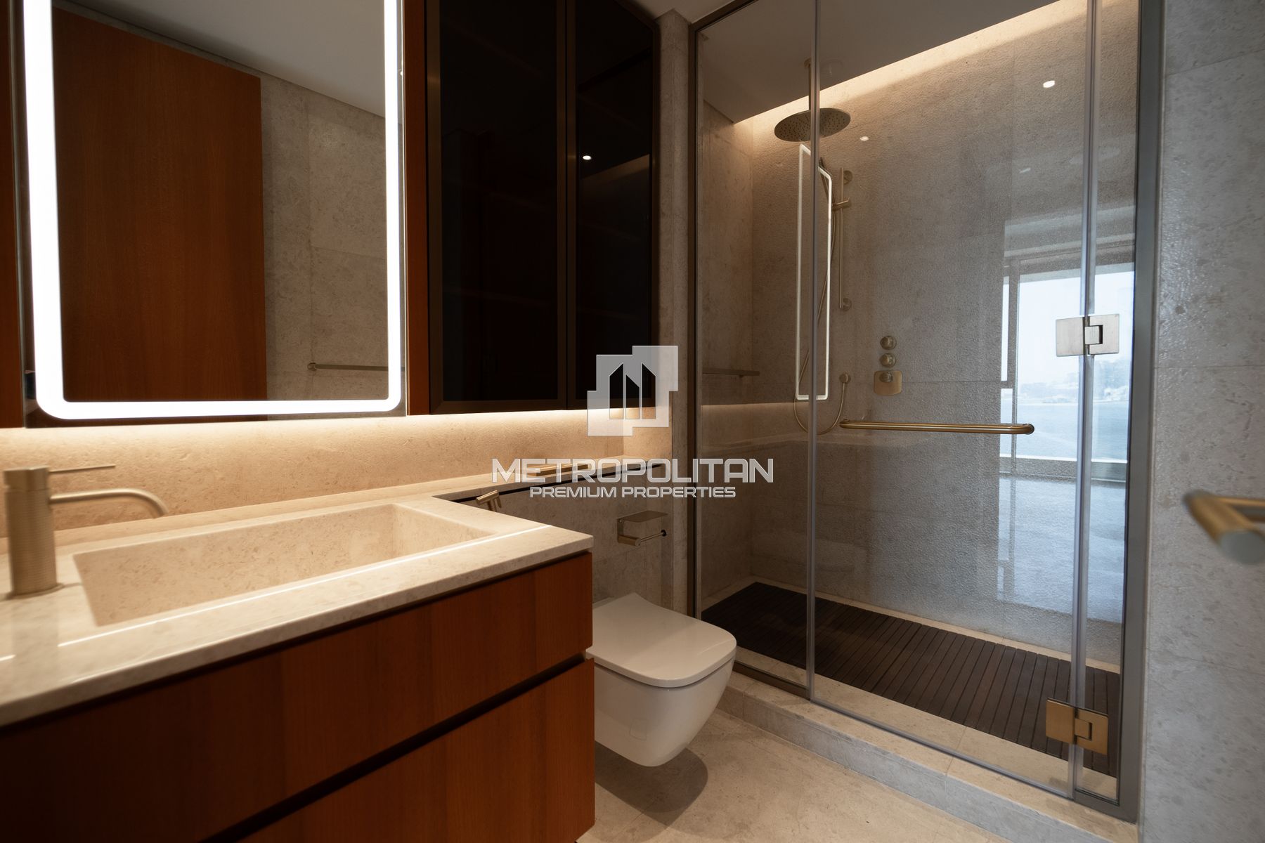 Beachfront Living | Sea View | Vacant photo-13