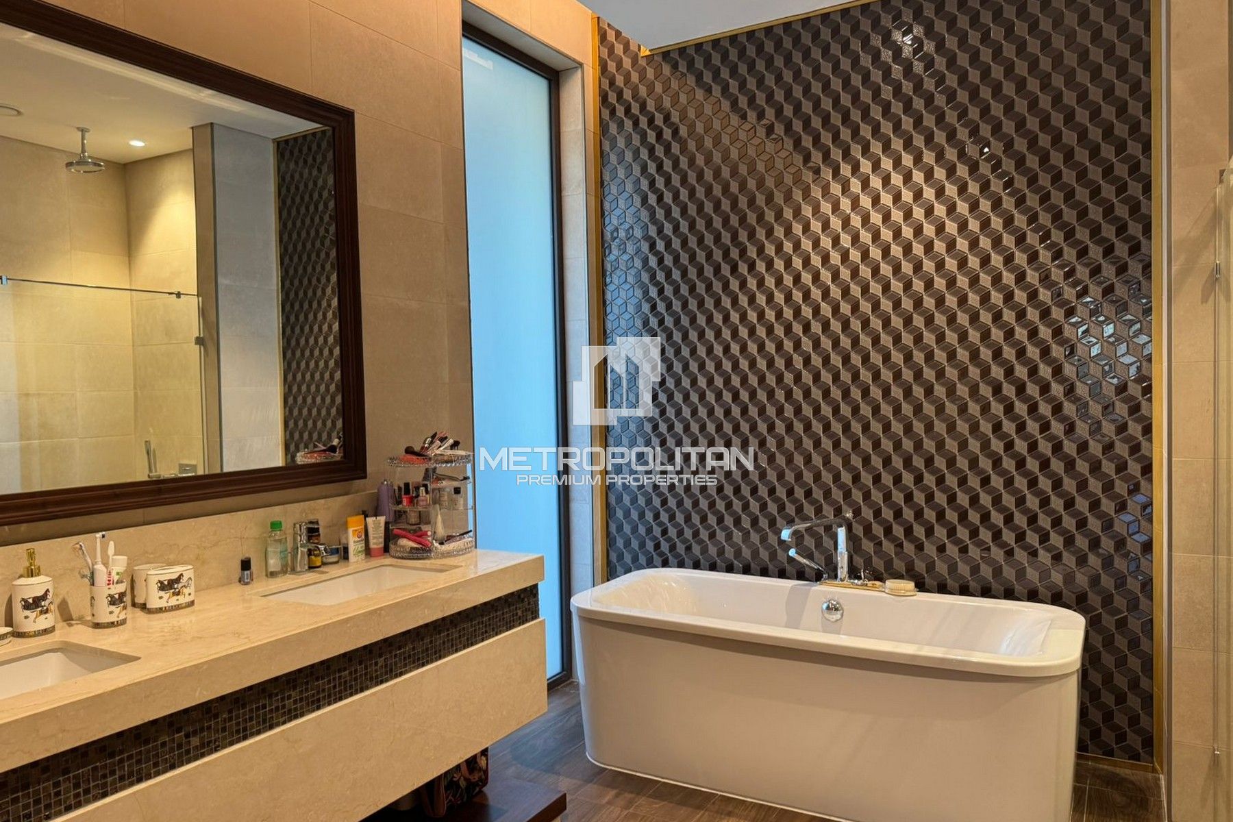 Luxurious Villa with Huge Plot | Prime Location