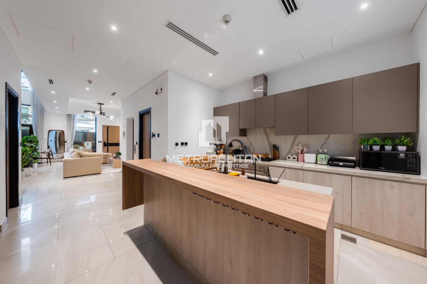 4BR Villa for Rent in Jumeirah Village Circle – MPR-10012