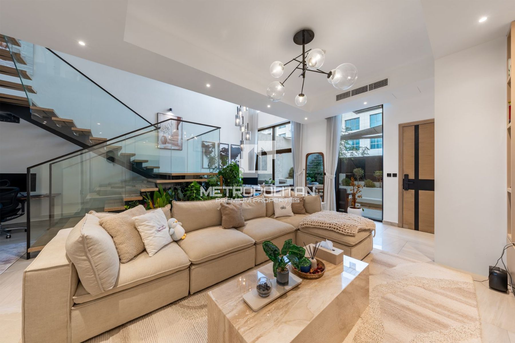 4BR Villa for Rent in Jumeirah Village Circle – MPR-10012