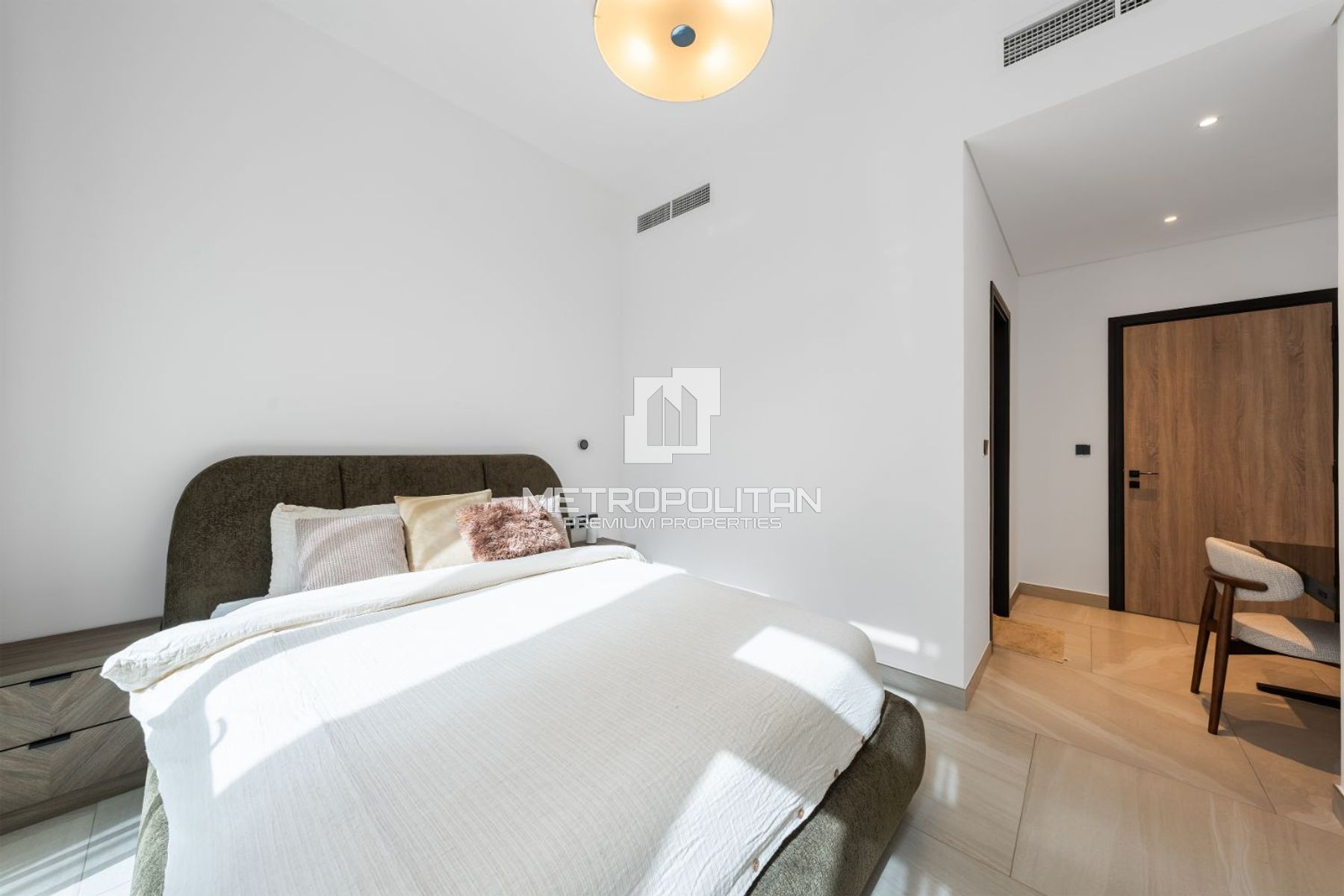 4BR Villa for Rent in Jumeirah Village Circle – MPR-10012
