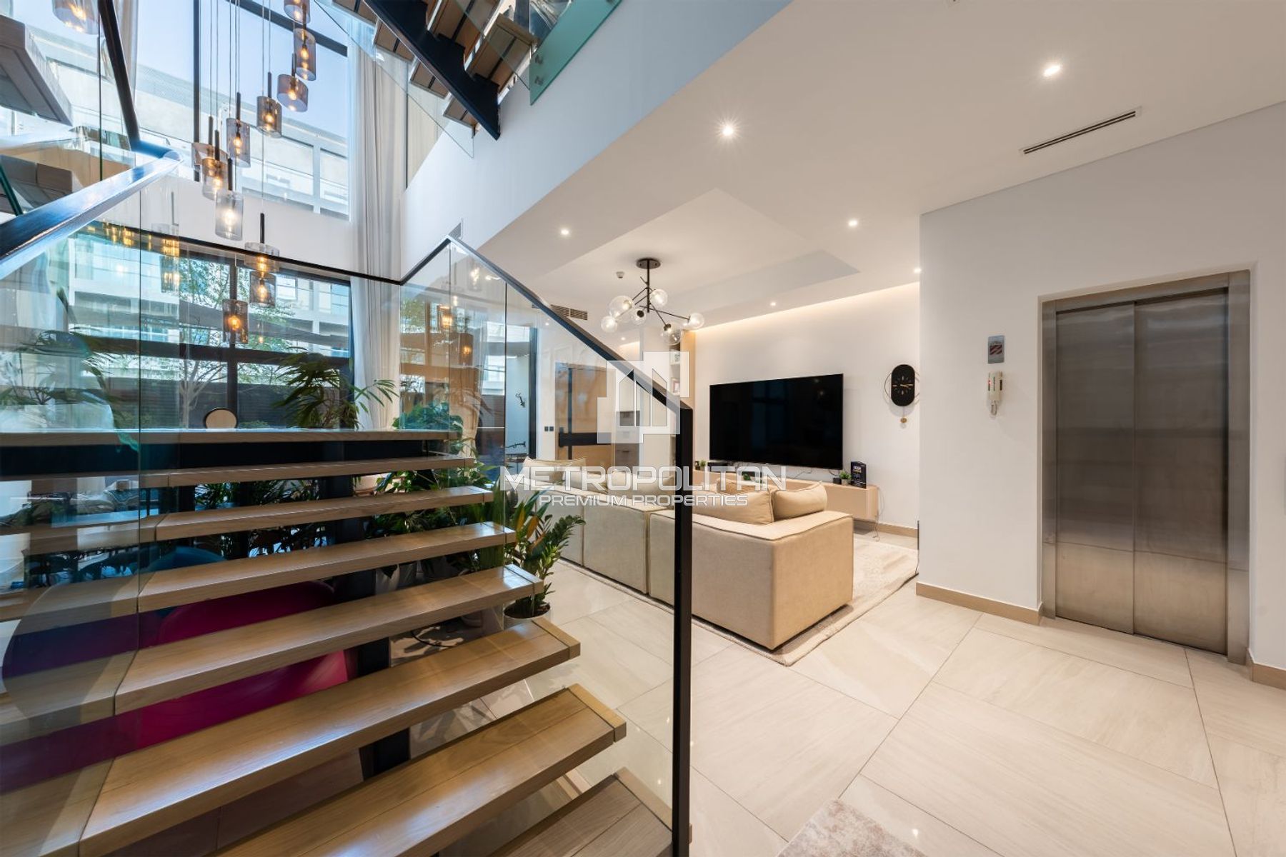 4BR Villa for Rent in Jumeirah Village Circle – MPR-10012
