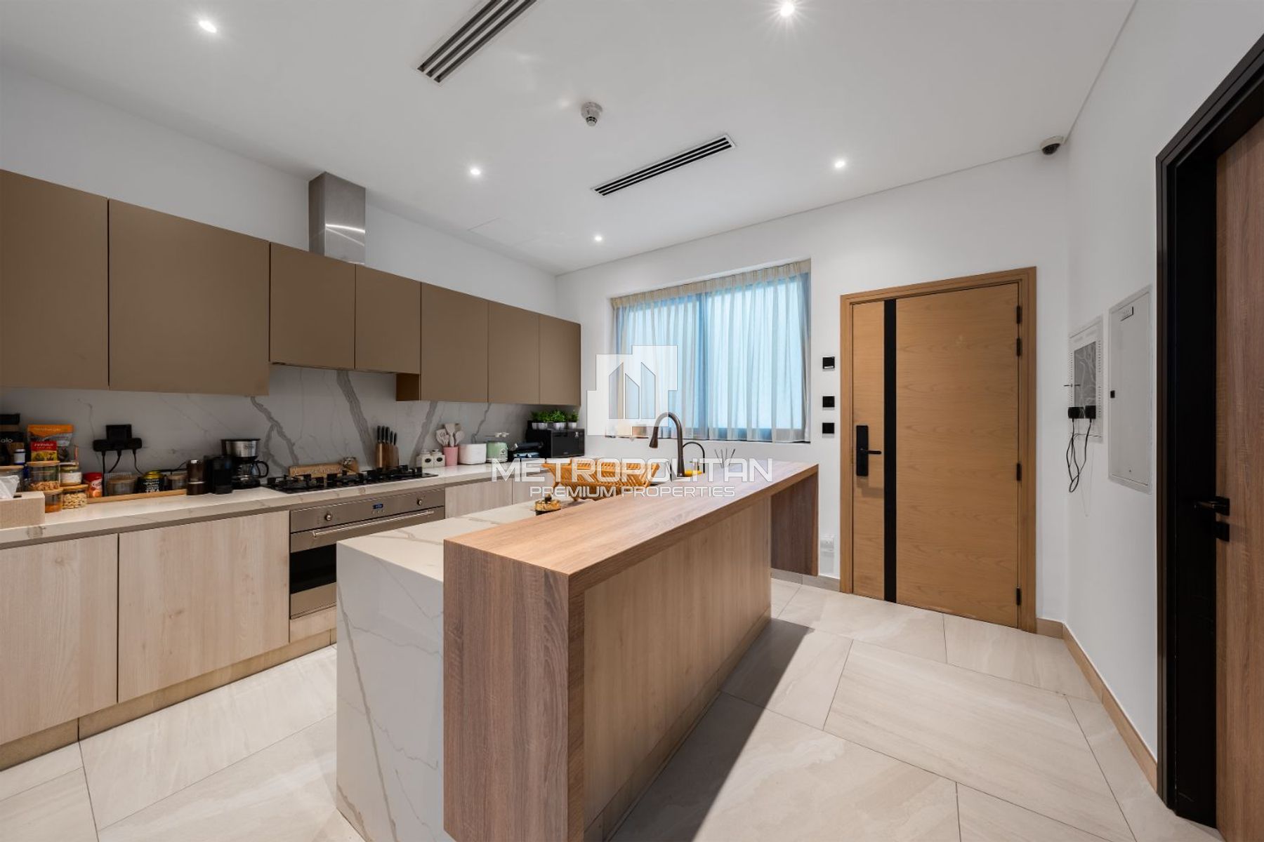 4BR Villa for Rent in Jumeirah Village Circle – MPR-10012
