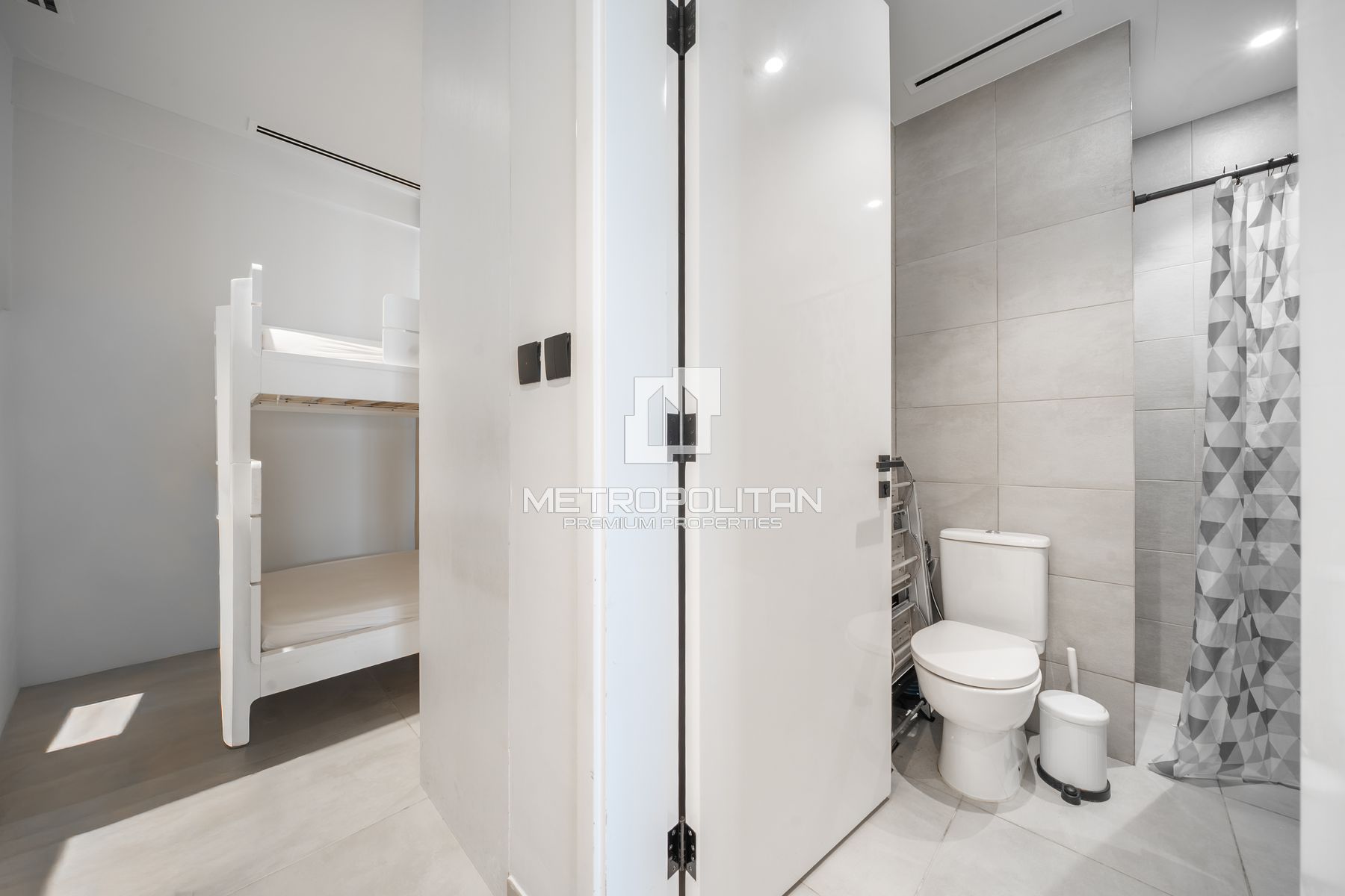 4BR Apartment for Rent in Jumeirah Beach Residence – MPR-10045