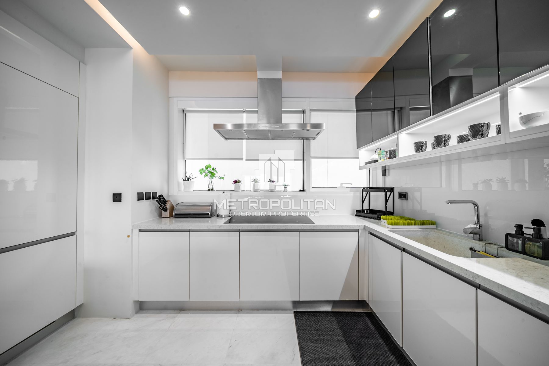 4BR Apartment for Rent in Jumeirah Beach Residence – MPR-10045