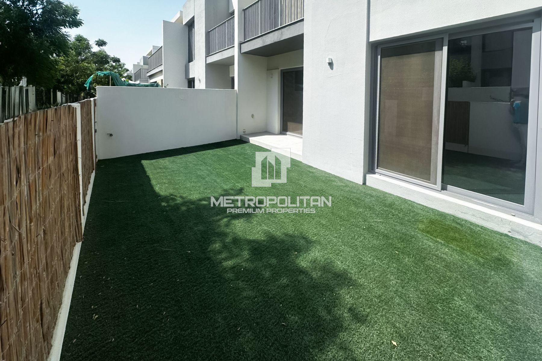 3BR Townhouse for Rent in Tilal Al Ghaf – MPR-10053