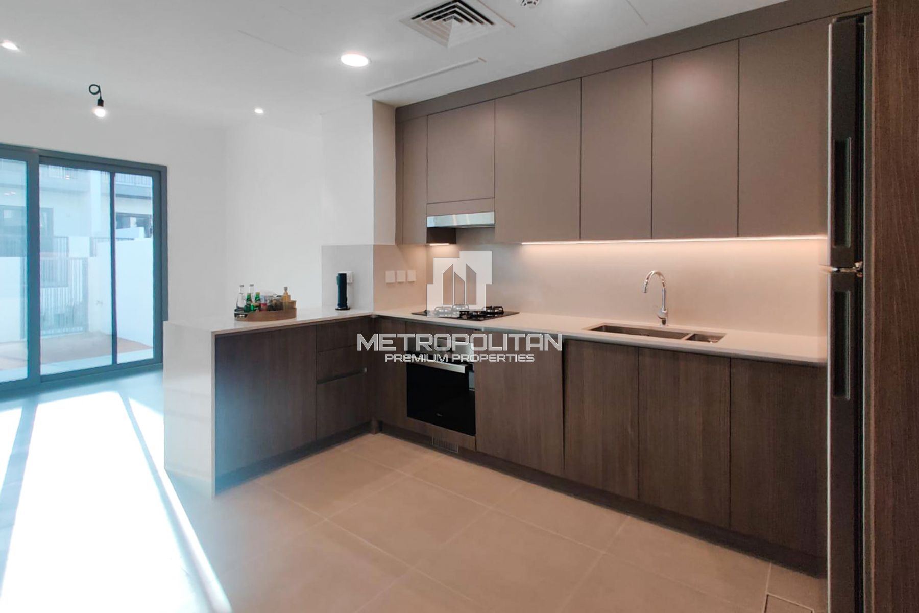 3BR Townhouse for Rent in Tilal Al Ghaf – MPR-10053