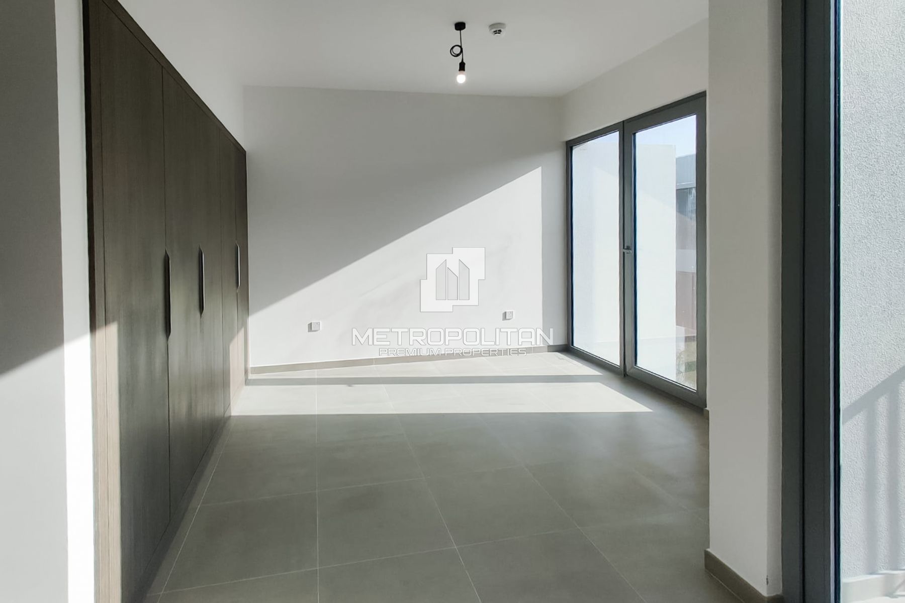 3BR Townhouse for Rent in Tilal Al Ghaf – MPR-10053