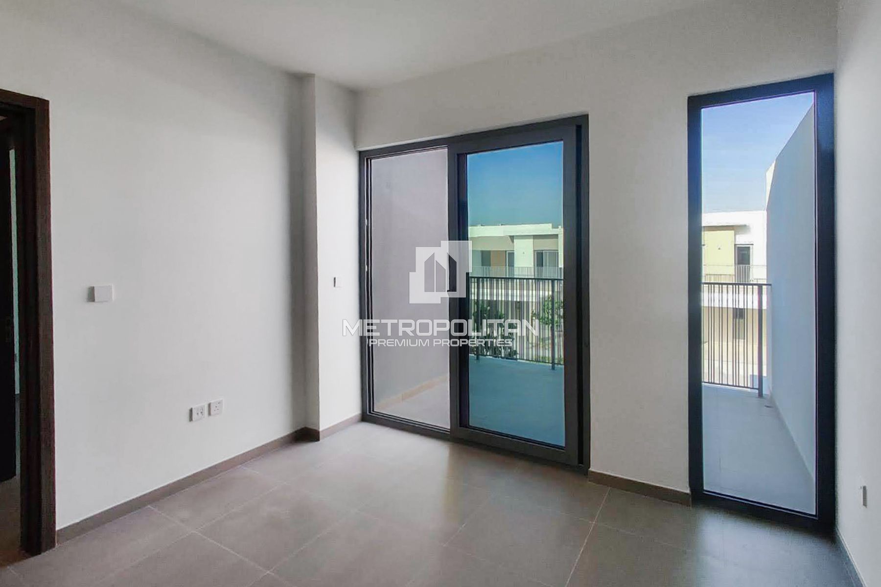 3BR Townhouse for Rent in Tilal Al Ghaf – MPR-10053