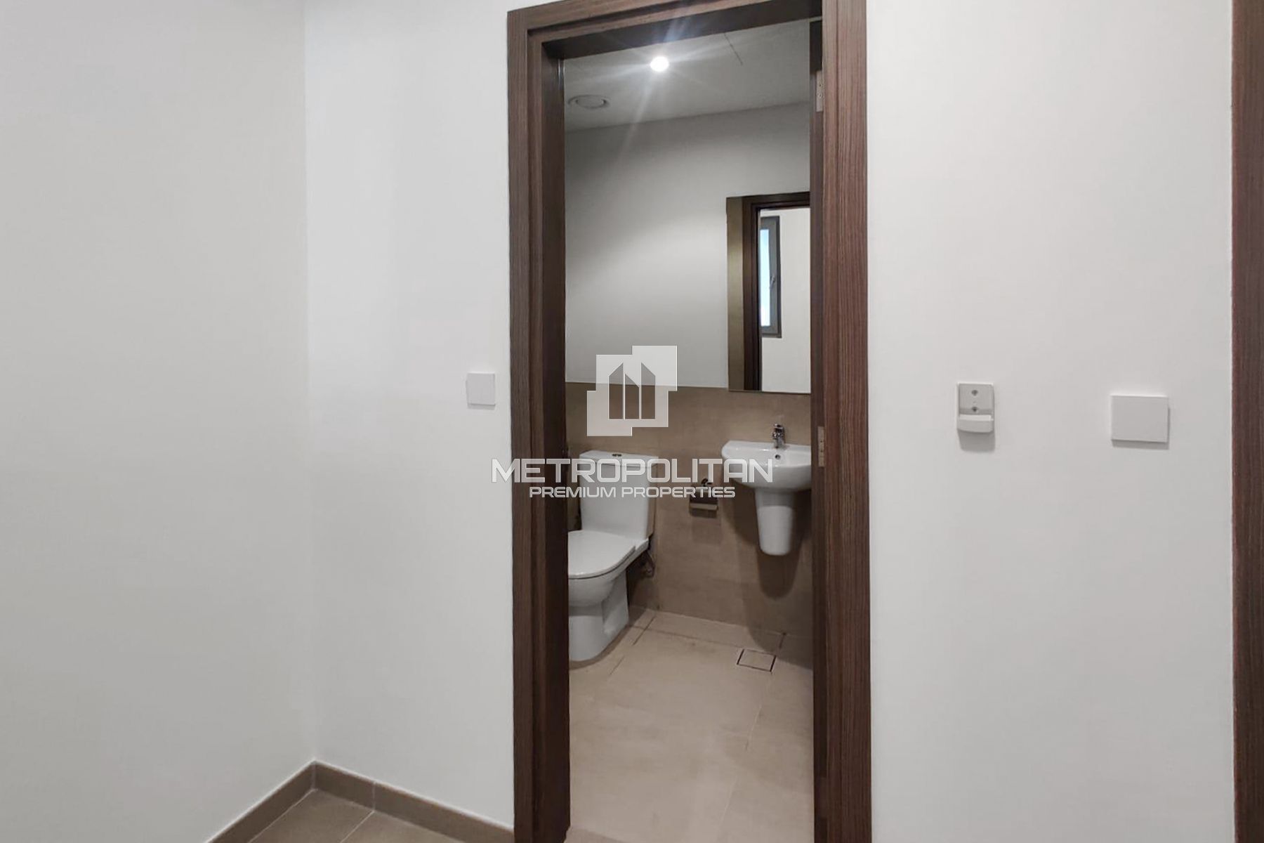 3BR Townhouse for Rent in Tilal Al Ghaf – MPR-10053