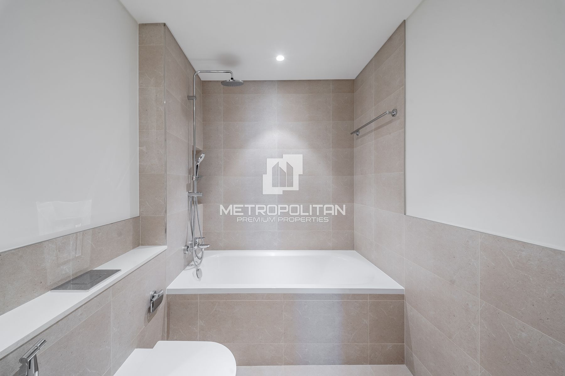 2BR Apartment for Rent in Dubai Harbour – MPR-10055
