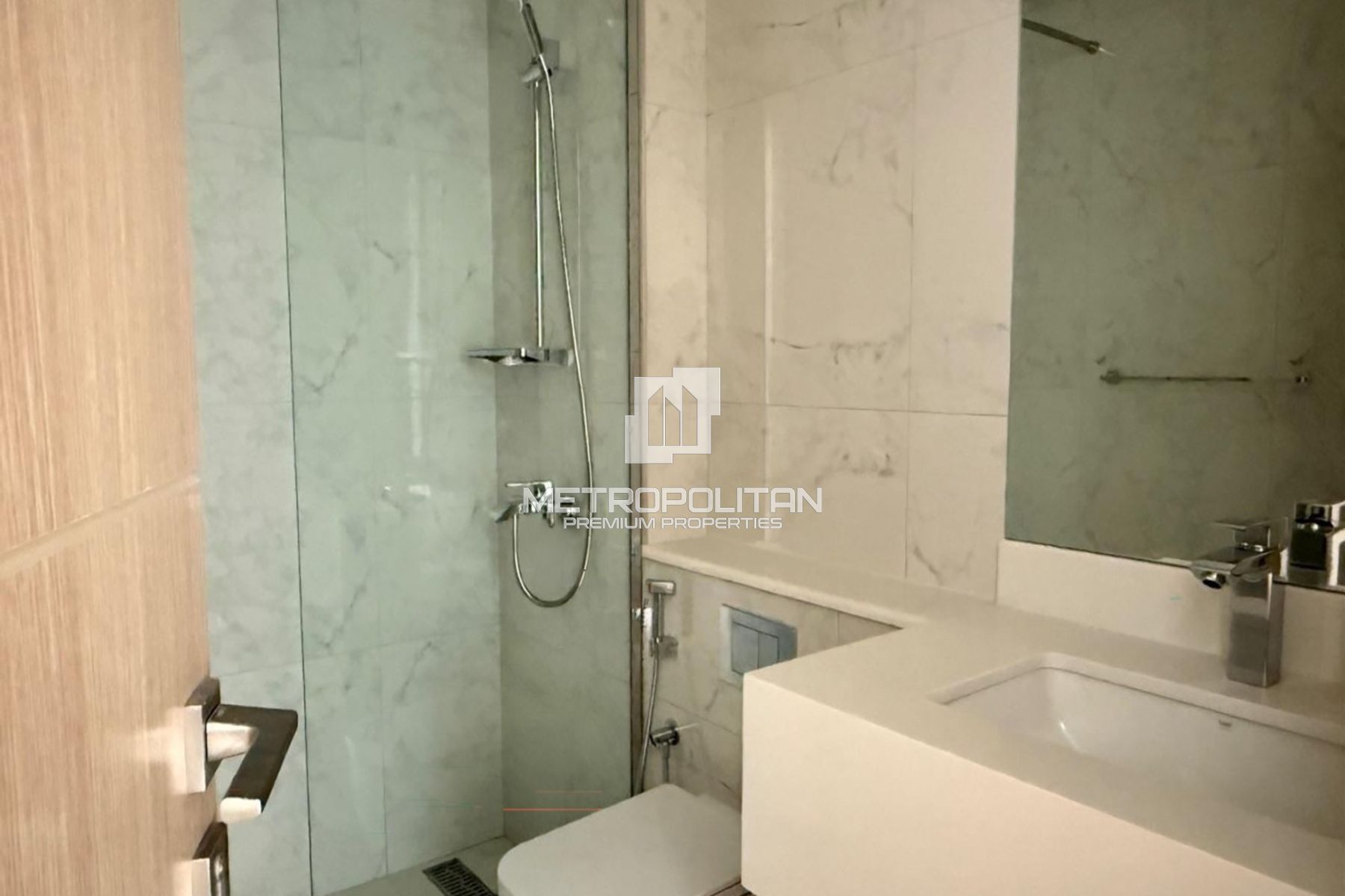 Stunning 1BR in Central I | High Floor | Brand New