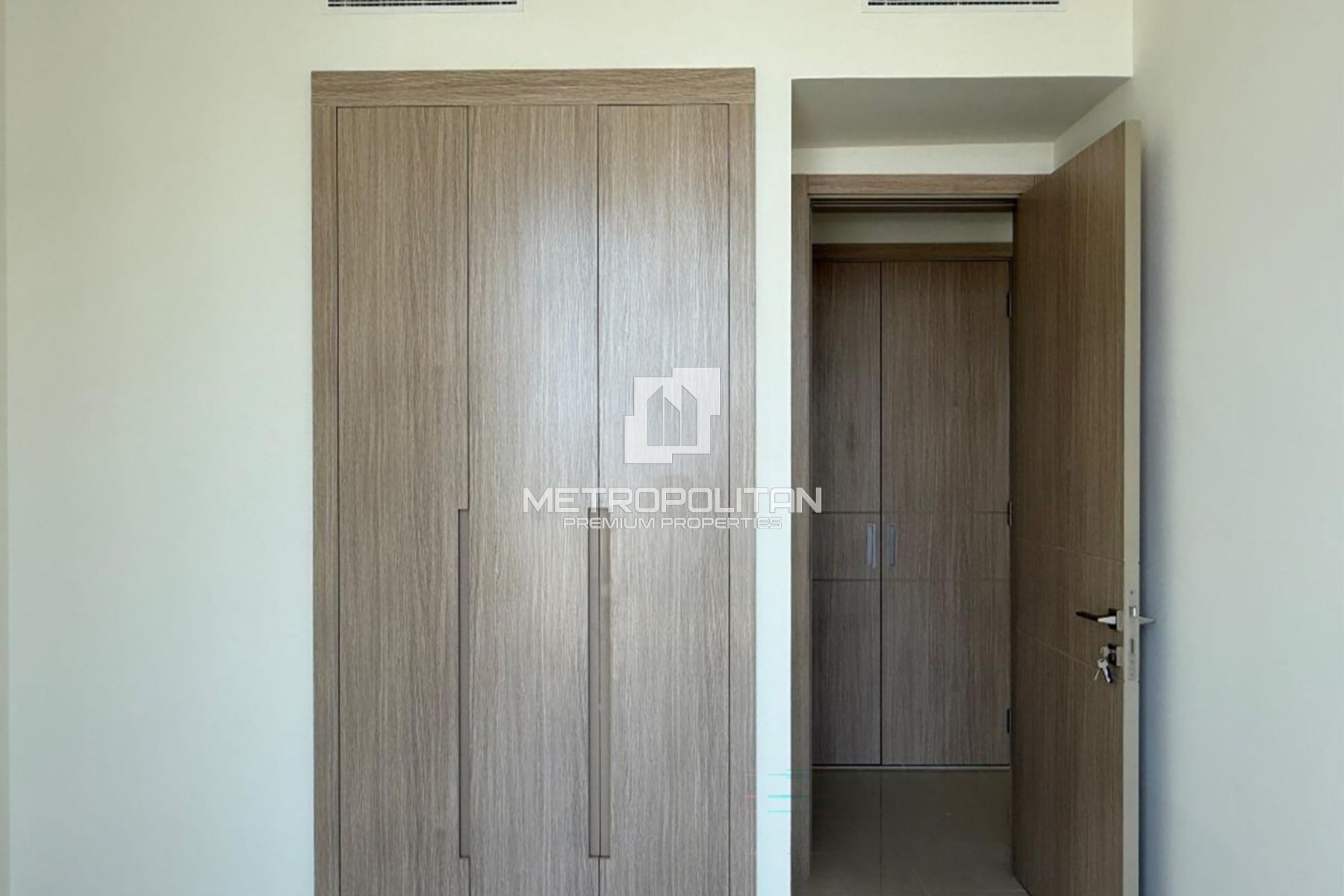 Stunning 1BR in Central I | High Floor | Brand New