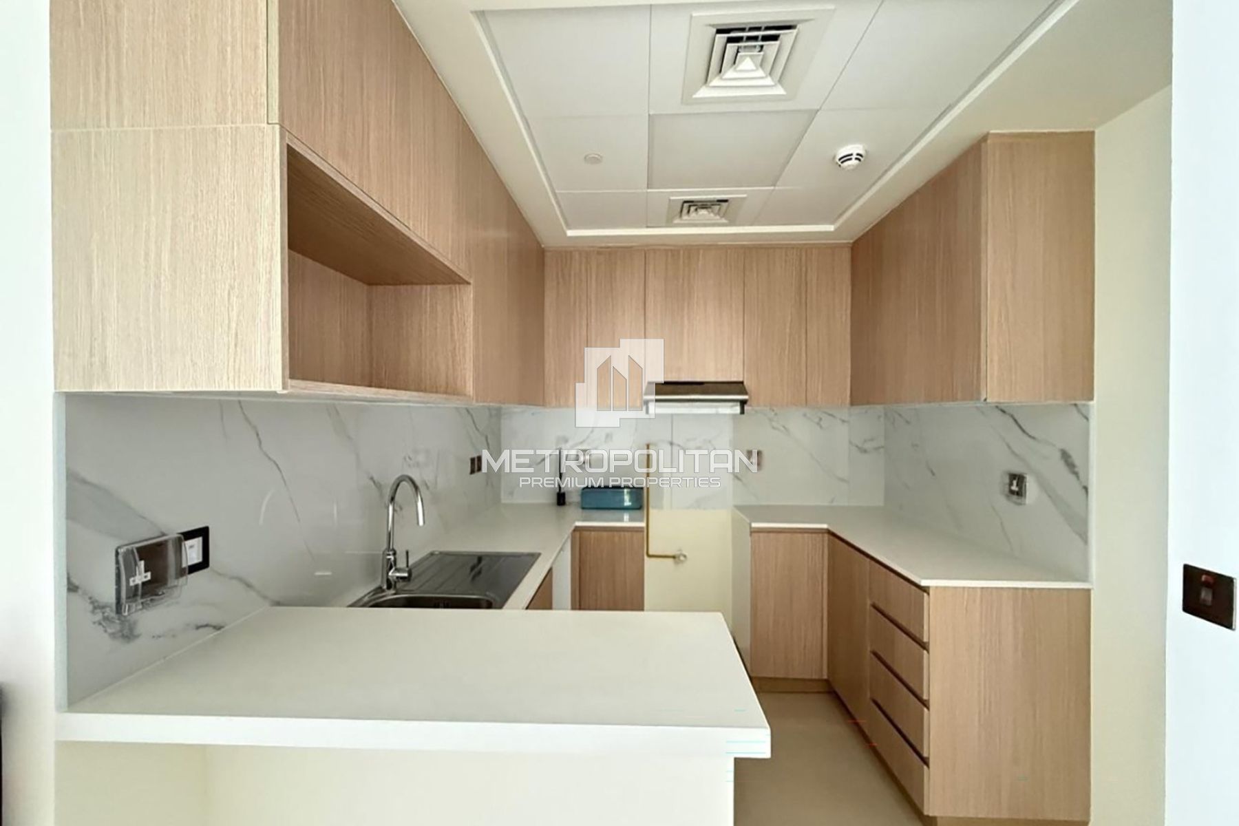 Stunning 1BR in Central I | High Floor | Brand New