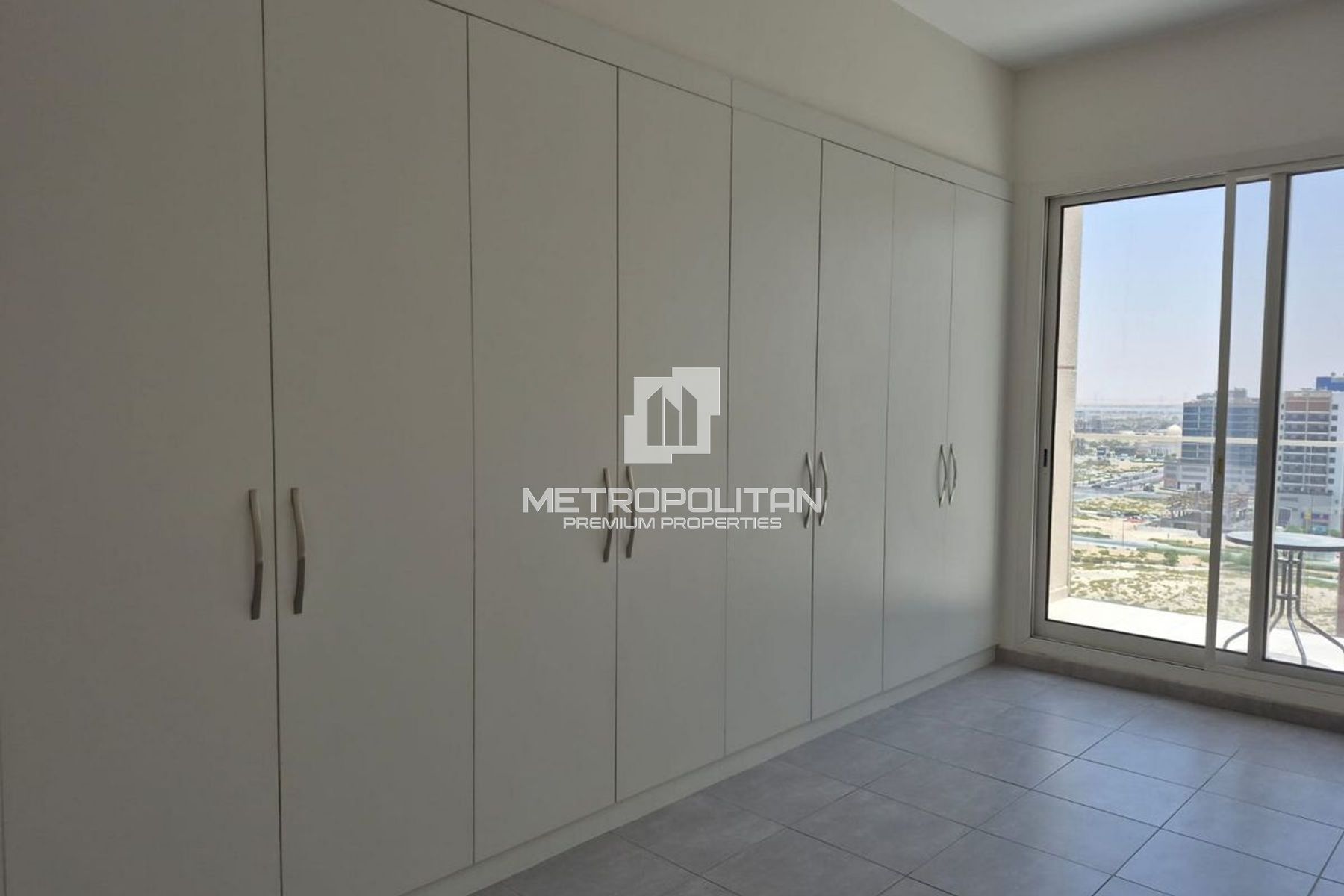 Specious Layout | Plus Study | High Floor