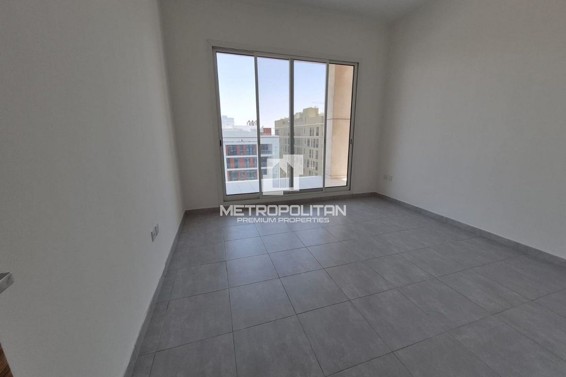 Specious Layout | Plus Study | High Floor