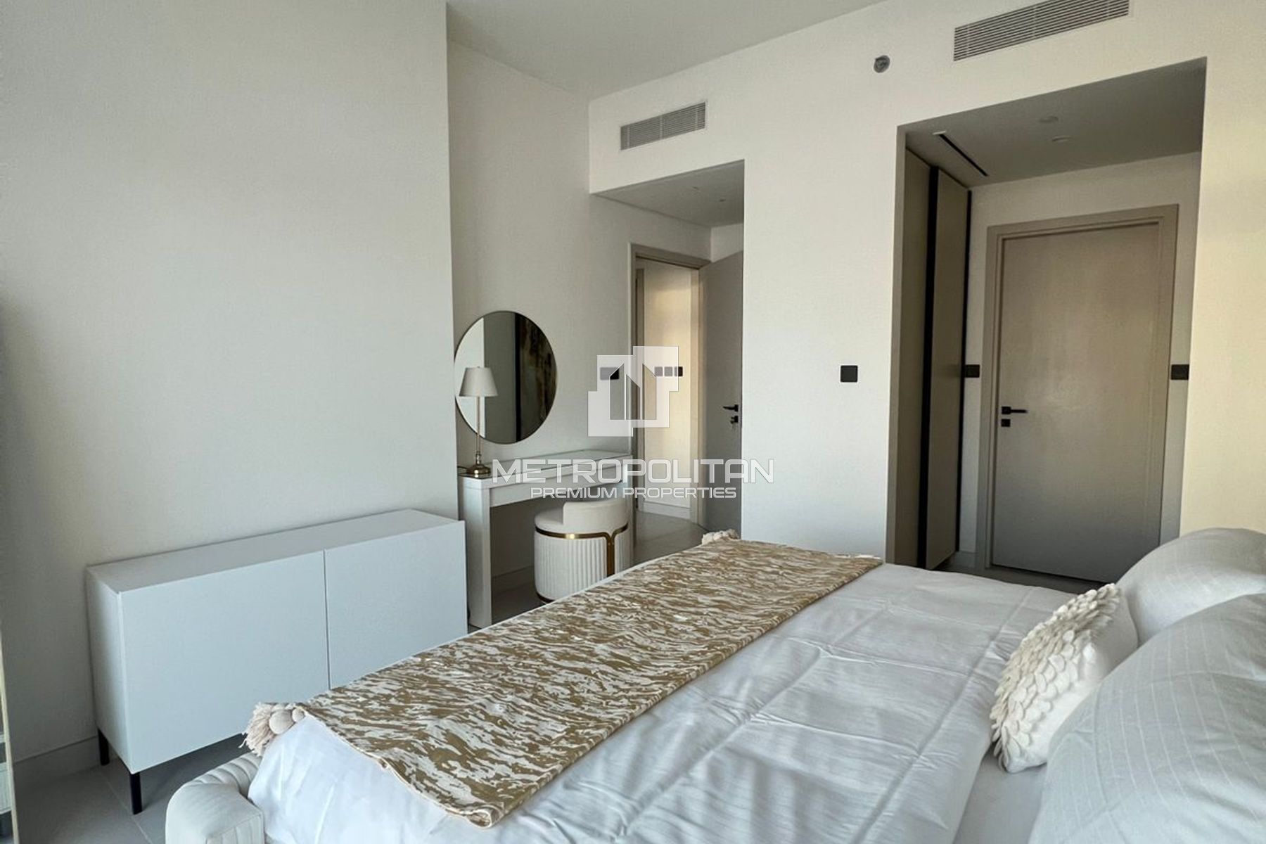 Furnished | Marina View | Ready to Move In