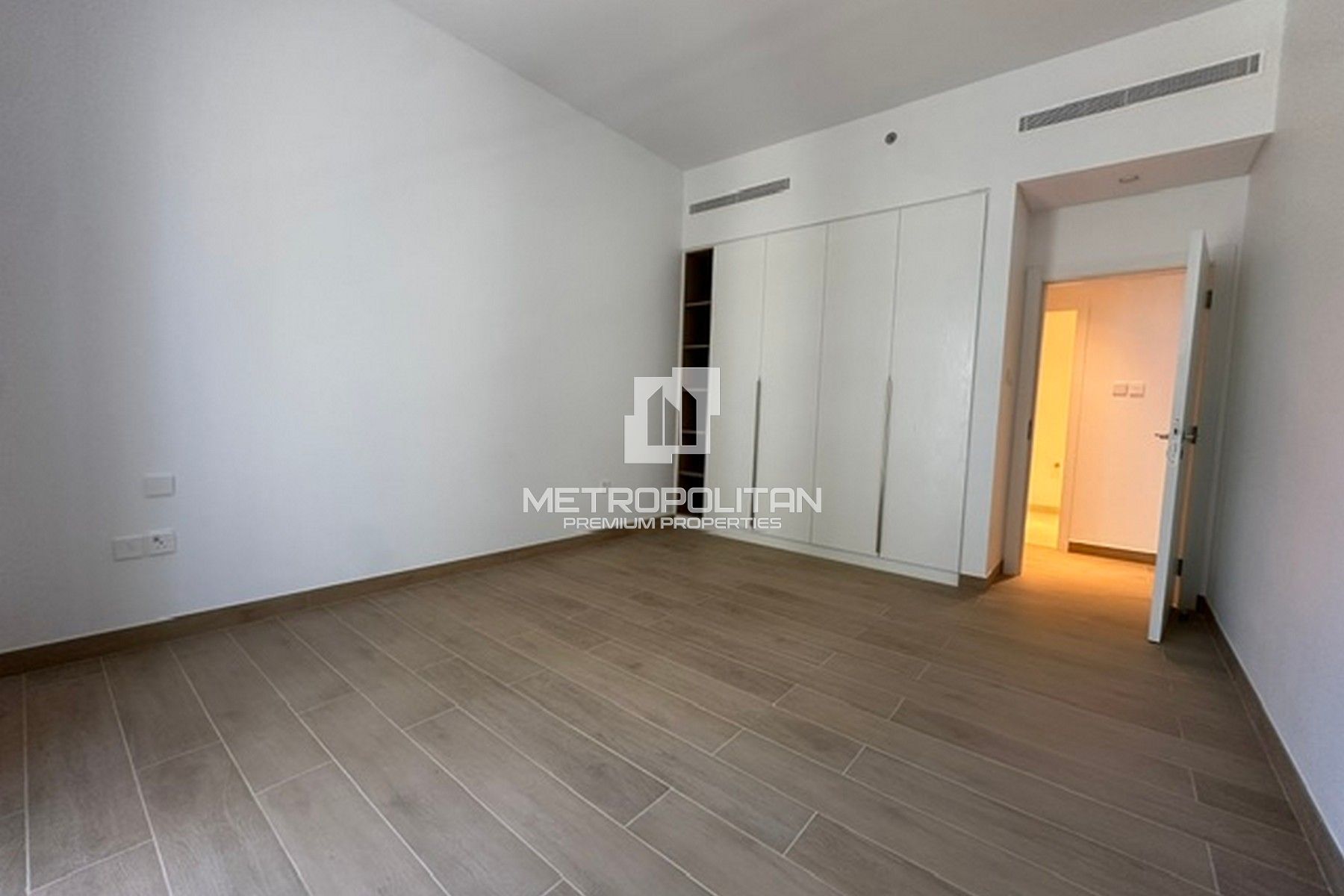 1BR Apartment for Rent in Jumeirah – MPR-10114