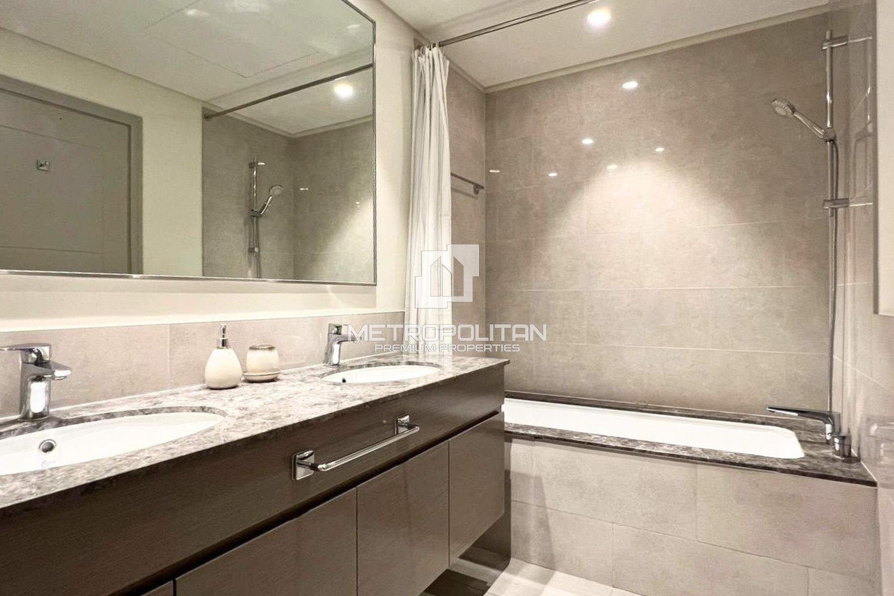 1BR Apartment for Rent in Downtown Dubai – MPR-10128