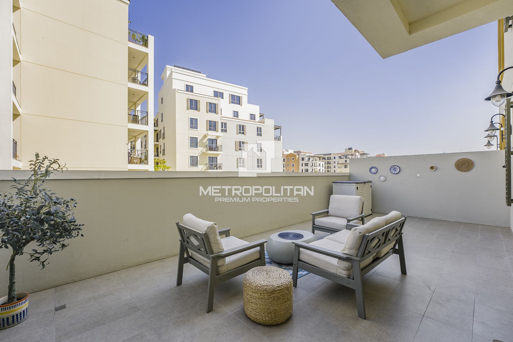 1BR Apartment for Rent in Jumeirah – MPR-10134