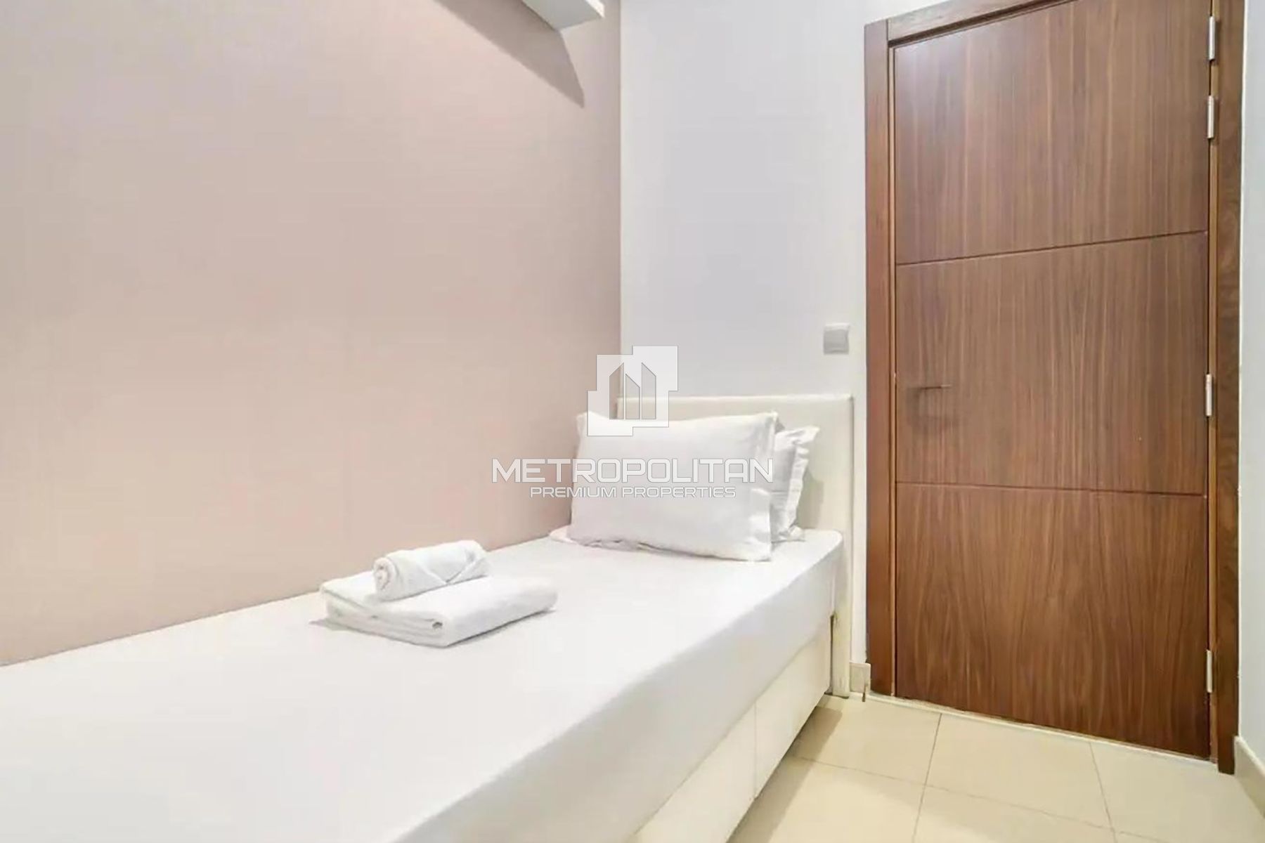 3BR Apartment for Rent in Downtown Dubai – MPR-10148